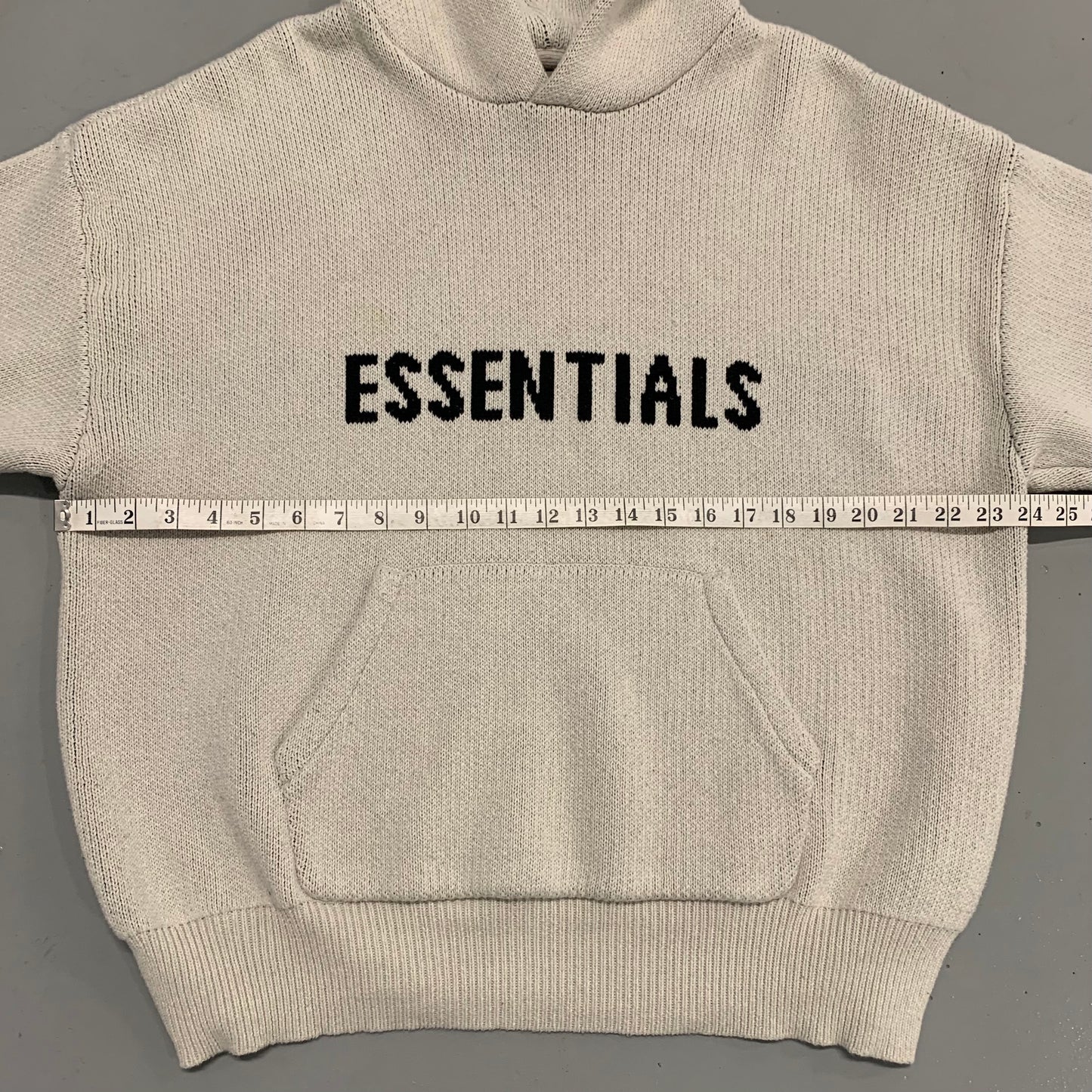 Fear of God Essentials Hoodie M