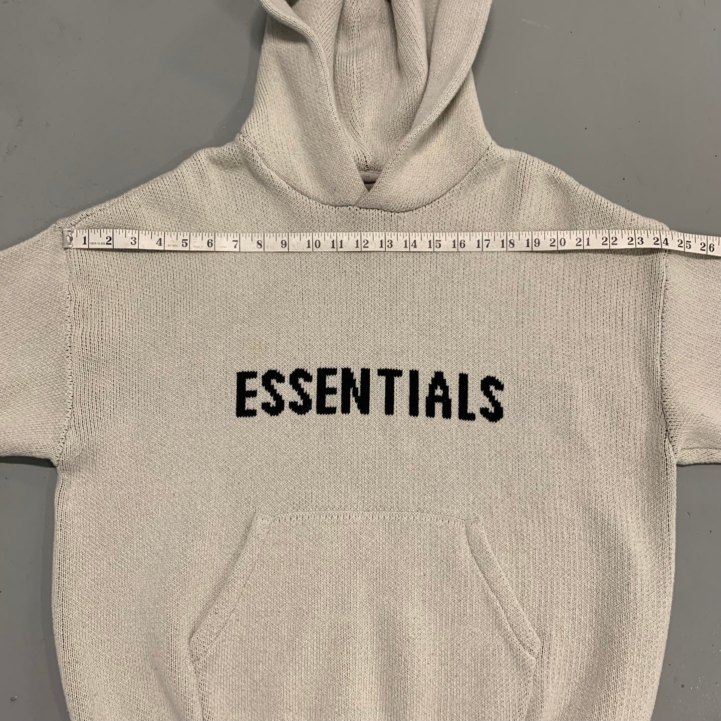 Fear of God Essentials Hoodie M