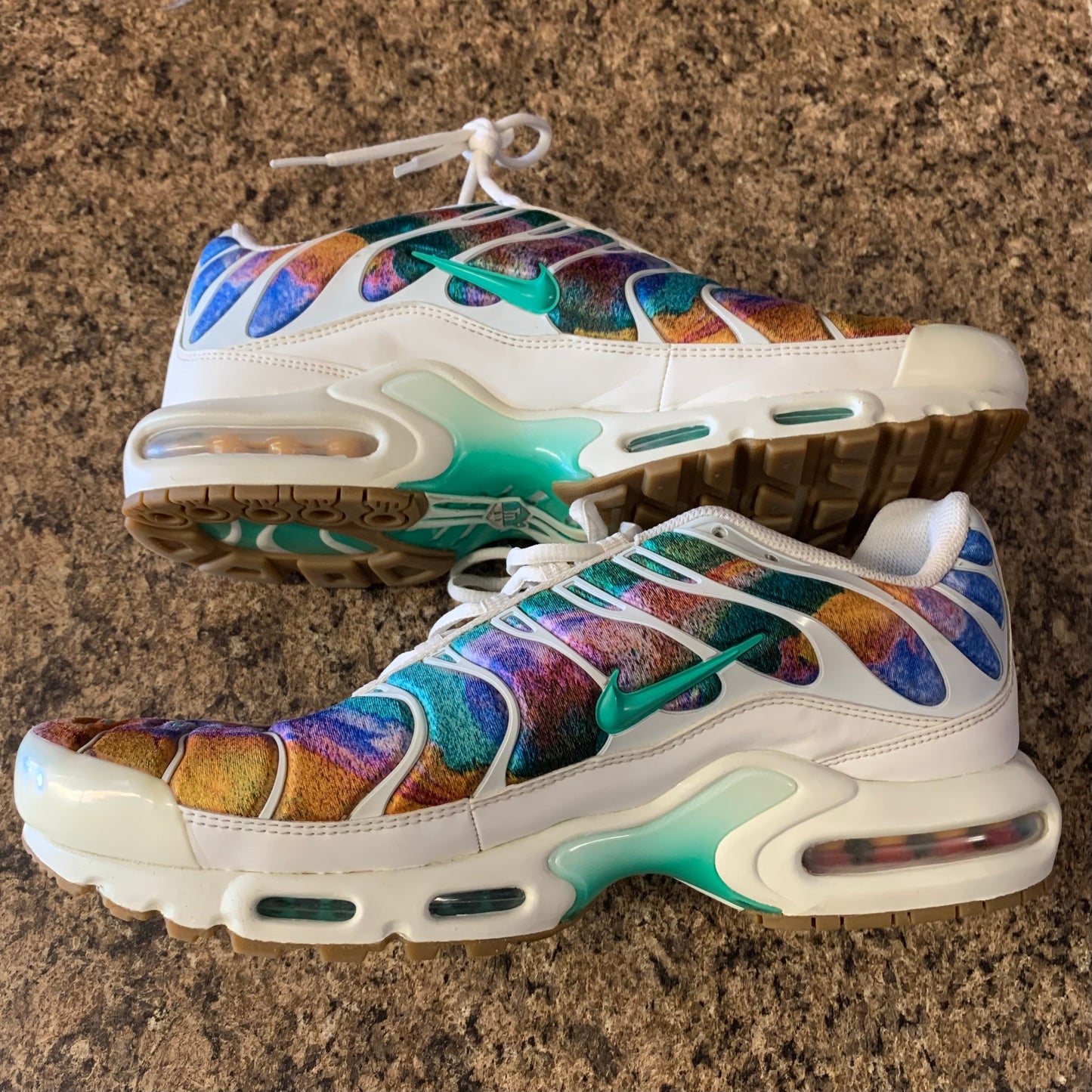 Air Max Plus Alternate Galaxy 11