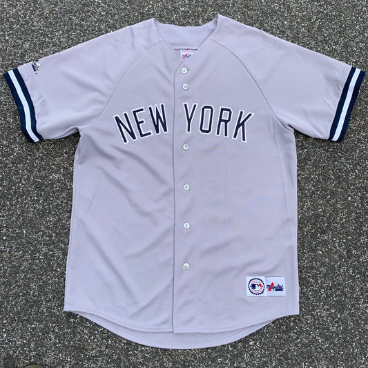 Majestic NY Yankees Jersey 90s L